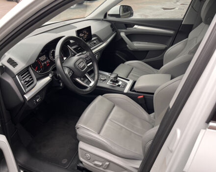 Белый Ауди Ку 5, объемом двигателя 2 л и пробегом 105 тыс. км за 34999 $, фото 11 на Automoto.ua