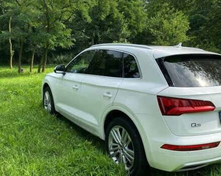 Белый Ауди Ку 5, объемом двигателя 1.98 л и пробегом 65 тыс. км за 31500 $, фото 7 на Automoto.ua