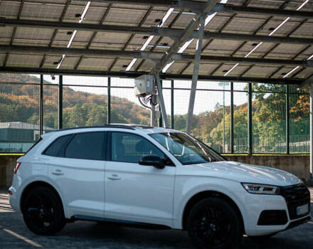 Белый Ауди Ку 5, объемом двигателя 1.98 л и пробегом 128 тыс. км за 23000 $, фото 1 на Automoto.ua