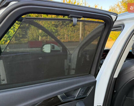 Белый Ауди Ку 5, объемом двигателя 1.98 л и пробегом 127 тыс. км за 27777 $, фото 21 на Automoto.ua