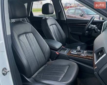 Белый Ауди Ку 5, объемом двигателя 2 л и пробегом 68 тыс. км за 26000 $, фото 11 на Automoto.ua