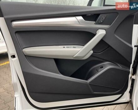 Белый Ауди Ку 5, объемом двигателя 1.98 л и пробегом 104 тыс. км за 36000 $, фото 9 на Automoto.ua