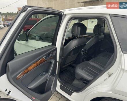 Белый Ауди Ку 5, объемом двигателя 1.98 л и пробегом 238 тыс. км за 18500 $, фото 27 на Automoto.ua