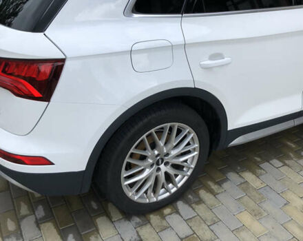 Белый Ауди Ку 5, объемом двигателя 1.97 л и пробегом 132 тыс. км за 39900 $, фото 5 на Automoto.ua