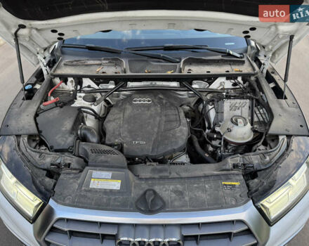 Белый Ауди Ку 5, объемом двигателя 2 л и пробегом 127 тыс. км за 24900 $, фото 78 на Automoto.ua