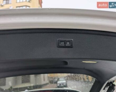 Білий Ауді Ку 5, об'ємом двигуна 2 л та пробігом 199 тис. км за 29999 $, фото 28 на Automoto.ua