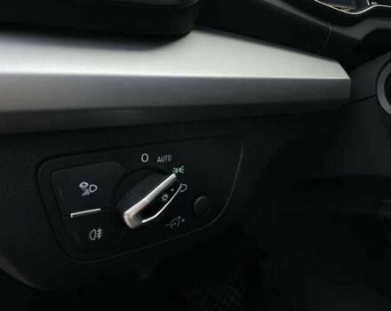 Білий Ауді Ку 5, об'ємом двигуна 2 л та пробігом 71 тис. км за 17600 $, фото 4 на Automoto.ua