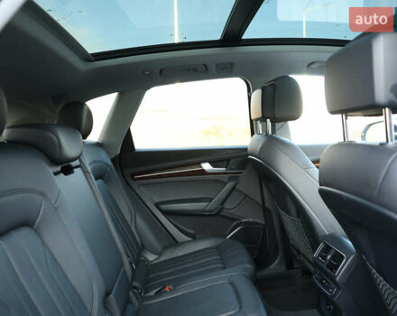 Белый Ауди Ку 5, объемом двигателя 1.98 л и пробегом 107 тыс. км за 29500 $, фото 24 на Automoto.ua