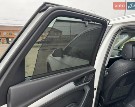 Белый Ауди Ку 5, объемом двигателя 1.98 л и пробегом 143 тыс. км за 25500 $, фото 13 на Automoto.ua