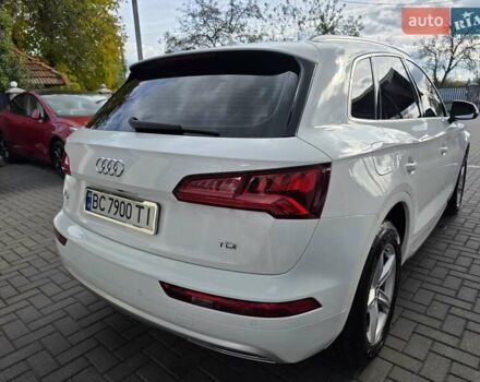 Белый Ауди Ку 5, объемом двигателя 1.97 л и пробегом 191 тыс. км за 28999 $, фото 18 на Automoto.ua