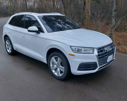 Белый Ауди Ку 5, объемом двигателя 1.98 л и пробегом 134 тыс. км за 25996 $, фото 3 на Automoto.ua