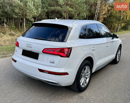 Білий Ауді Ку 5, об'ємом двигуна 1.98 л та пробігом 71 тис. км за 19600 $, фото 15 на Automoto.ua