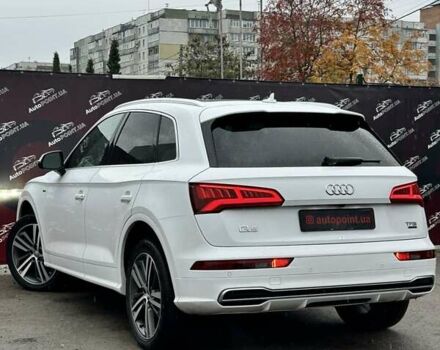 Білий Ауді Ку 5, об'ємом двигуна 1.98 л та пробігом 138 тис. км за 27500 $, фото 9 на Automoto.ua