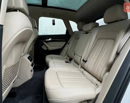 Белый Ауди Ку 5, объемом двигателя 2 л и пробегом 142 тыс. км за 25990 $, фото 46 на Automoto.ua