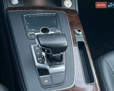 Белый Ауди Ку 5, объемом двигателя 2 л и пробегом 68 тыс. км за 26000 $, фото 19 на Automoto.ua