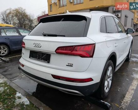 Білий Ауді Ку 5, об'ємом двигуна 2 л та пробігом 199 тис. км за 29999 $, фото 3 на Automoto.ua