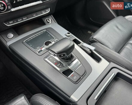 Белый Ауди Ку 5, объемом двигателя 1.98 л и пробегом 143 тыс. км за 25500 $, фото 22 на Automoto.ua