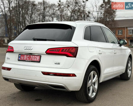 Белый Ауди Ку 5, объемом двигателя 1.98 л и пробегом 143 тыс. км за 25500 $, фото 6 на Automoto.ua