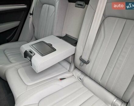 Білий Ауді Ку 5, об'ємом двигуна 2 л та пробігом 199 тис. км за 29999 $, фото 23 на Automoto.ua