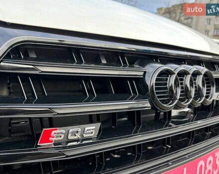 Білий Ауді Ку 5, об'ємом двигуна 2 л та пробігом 215 тис. км за 21800 $, фото 15 на Automoto.ua