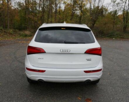Белый Ауди Ку 5, объемом двигателя 2 л и пробегом 53 тыс. км за 12600 $, фото 4 на Automoto.ua