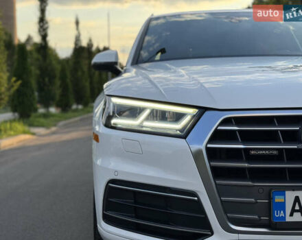 Белый Ауди Ку 5, объемом двигателя 2 л и пробегом 127 тыс. км за 24900 $, фото 30 на Automoto.ua