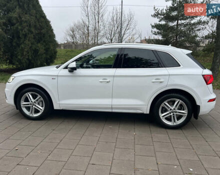 Белый Ауди Ку 5, объемом двигателя 1.97 л и пробегом 139 тыс. км за 28800 $, фото 26 на Automoto.ua