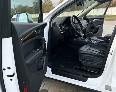 Белый Ауди Ку 5, объемом двигателя 1.98 л и пробегом 143 тыс. км за 24000 $, фото 21 на Automoto.ua