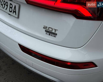 Белый Ауди Ку 5, объемом двигателя 1.98 л и пробегом 200 тыс. км за 22499 $, фото 25 на Automoto.ua