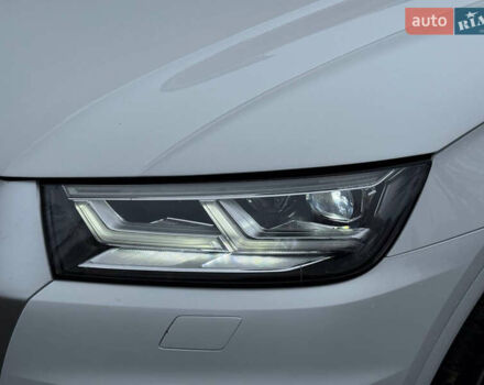 Белый Ауди Ку 5, объемом двигателя 1.98 л и пробегом 200 тыс. км за 22499 $, фото 15 на Automoto.ua