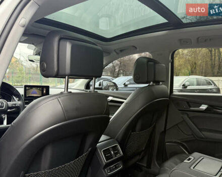 Белый Ауди Ку 5, объемом двигателя 1.98 л и пробегом 68 тыс. км за 25500 $, фото 25 на Automoto.ua