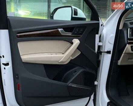 Белый Ауди Ку 5, объемом двигателя 2 л и пробегом 142 тыс. км за 25990 $, фото 19 на Automoto.ua