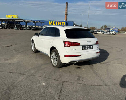 Белый Ауди Ку 5, объемом двигателя 1.98 л и пробегом 161 тыс. км за 23800 $, фото 3 на Automoto.ua