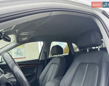 Белый Ауди Ку 5, объемом двигателя 1.98 л и пробегом 238 тыс. км за 18500 $, фото 18 на Automoto.ua