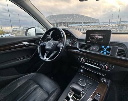 Белый Ауди Ку 5, объемом двигателя 1.98 л и пробегом 143 тыс. км за 24000 $, фото 16 на Automoto.ua