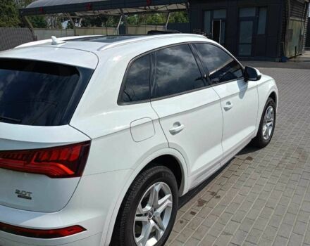 Белый Ауди Ку 5, объемом двигателя 2 л и пробегом 124 тыс. км за 23700 $, фото 3 на Automoto.ua