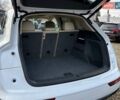 Білий Ауді Ку 5, об'ємом двигуна 2 л та пробігом 215 тис. км за 21800 $, фото 6 на Automoto.ua