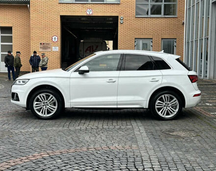 Белый Ауди Ку 5, объемом двигателя 1.98 л и пробегом 74 тыс. км за 26500 $, фото 14 на Automoto.ua