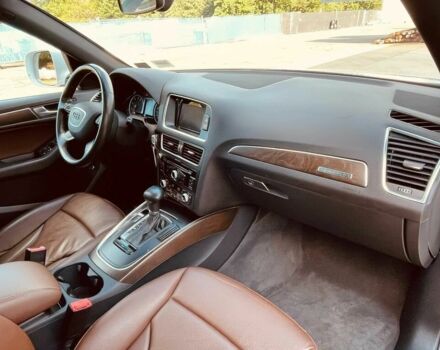 Білий Ауді Ку 5, об'ємом двигуна 2 л та пробігом 63 тис. км за 4200 $, фото 10 на Automoto.ua