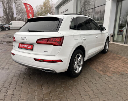 Белый Ауди Ку 5, объемом двигателя 2 л и пробегом 105 тыс. км за 34999 $, фото 34 на Automoto.ua