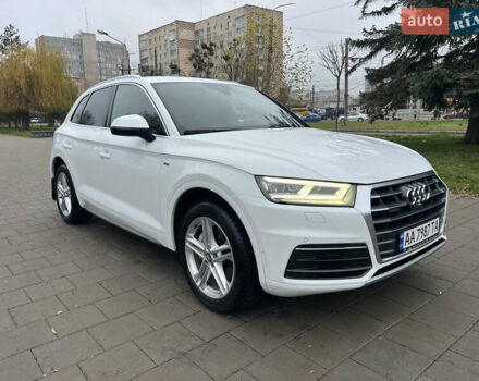 Белый Ауди Ку 5, объемом двигателя 1.97 л и пробегом 139 тыс. км за 28800 $, фото 10 на Automoto.ua