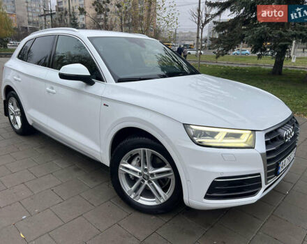 Белый Ауди Ку 5, объемом двигателя 1.97 л и пробегом 139 тыс. км за 28800 $, фото 20 на Automoto.ua