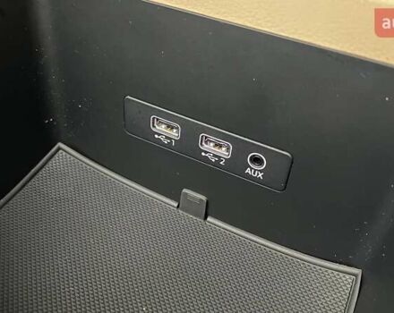 Белый Ауди Ку 5, объемом двигателя 2 л и пробегом 142 тыс. км за 25990 $, фото 79 на Automoto.ua