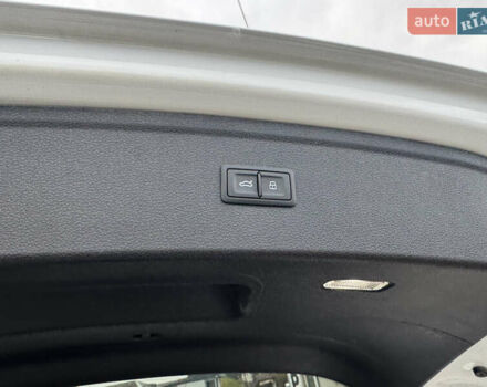 Белый Ауди Ку 5, объемом двигателя 1.98 л и пробегом 238 тыс. км за 18500 $, фото 31 на Automoto.ua