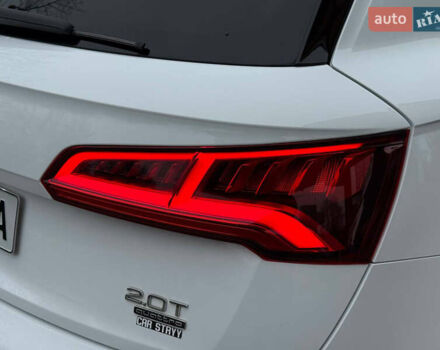 Белый Ауди Ку 5, объемом двигателя 1.98 л и пробегом 200 тыс. км за 22499 $, фото 29 на Automoto.ua