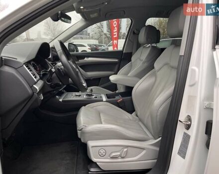 Белый Ауди Ку 5, объемом двигателя 1.98 л и пробегом 104 тыс. км за 34999 $, фото 15 на Automoto.ua