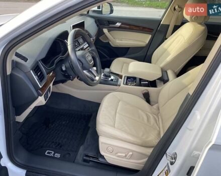 Белый Ауди Ку 5, объемом двигателя 2 л и пробегом 173 тыс. км за 24900 $, фото 26 на Automoto.ua