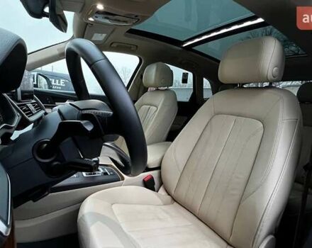 Белый Ауди Ку 5, объемом двигателя 2 л и пробегом 142 тыс. км за 25990 $, фото 27 на Automoto.ua