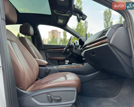 Белый Ауди Ку 5, объемом двигателя 2 л и пробегом 127 тыс. км за 24900 $, фото 68 на Automoto.ua