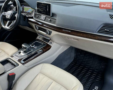 Білий Ауді Ку 5, об'ємом двигуна 1.98 л та пробігом 91 тис. км за 20600 $, фото 11 на Automoto.ua